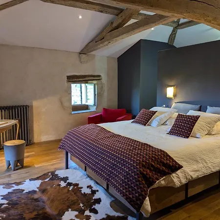 Prieure Du Xveme Restaure, Jardin Clos De 2000 M², Piscine, Cheminee, Wifi Fibre, Proche Eglise - Fr-1-653-219 Semesterbostad *