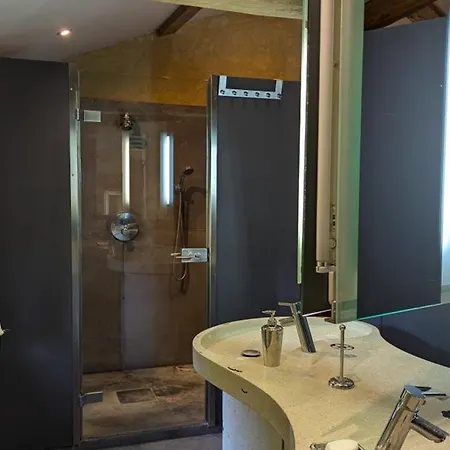 Prieure Du Xveme Restaure, Jardin Clos De 2000 M², Piscine, Cheminee, Wifi Fibre, Proche Eglise - Fr-1-653-219 *