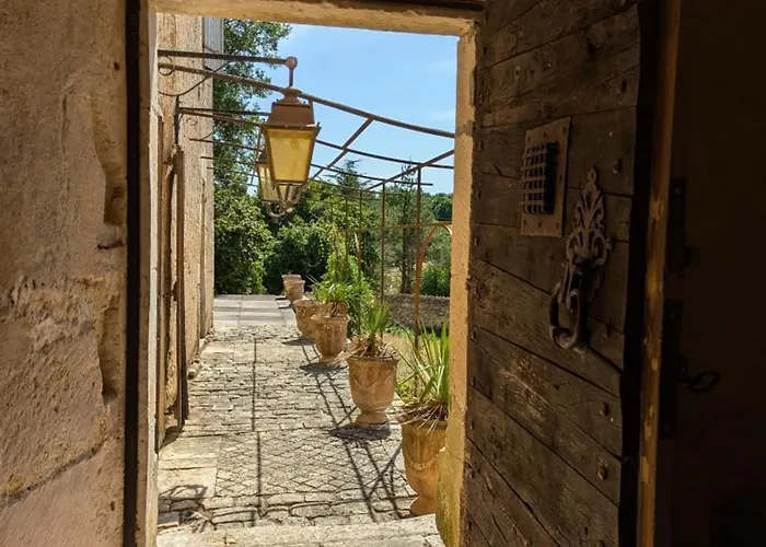 Prieure Du Xveme Restaure, Jardin Clos De 2000 M², Piscine, Cheminee, Wifi Fibre, Proche Eglise - Fr-1-653-219 * Beaulieu-sur-Sonnette