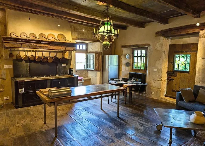 Prieure Du Xveme Restaure, Jardin Clos De 2000 M², Piscine, Cheminee, Wifi Fibre, Proche Eglise - Fr-1-653-219 Ferienhaus Beaulieu-sur-Sonnette